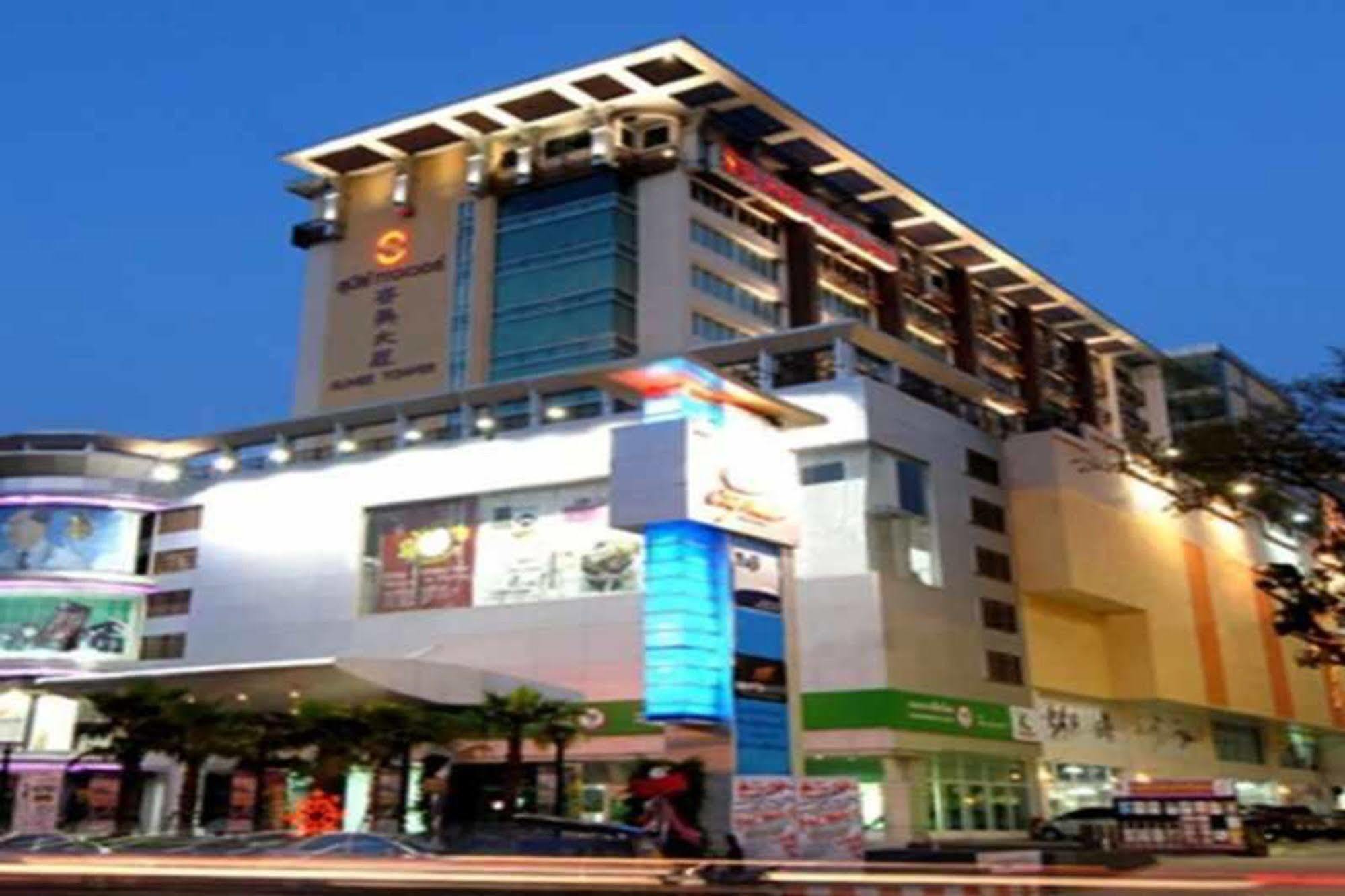 Sunee Grand Hotel And Convention Center Ubon Ratchathani Eksteriør billede